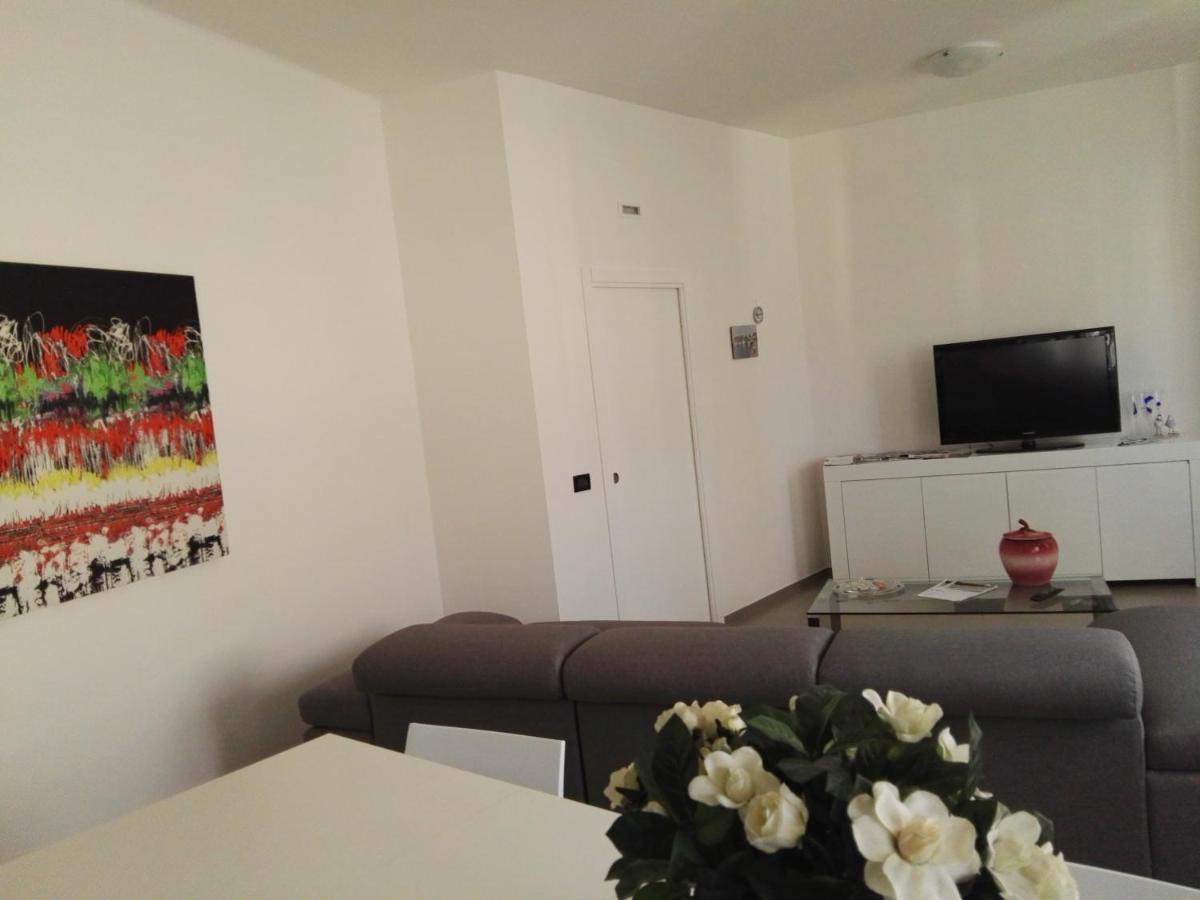 B&B "Al Colle 11" Фано Екстер'єр фото