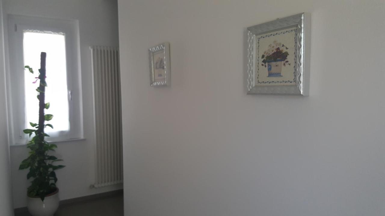 B&B "Al Colle 11" Фано Екстер'єр фото